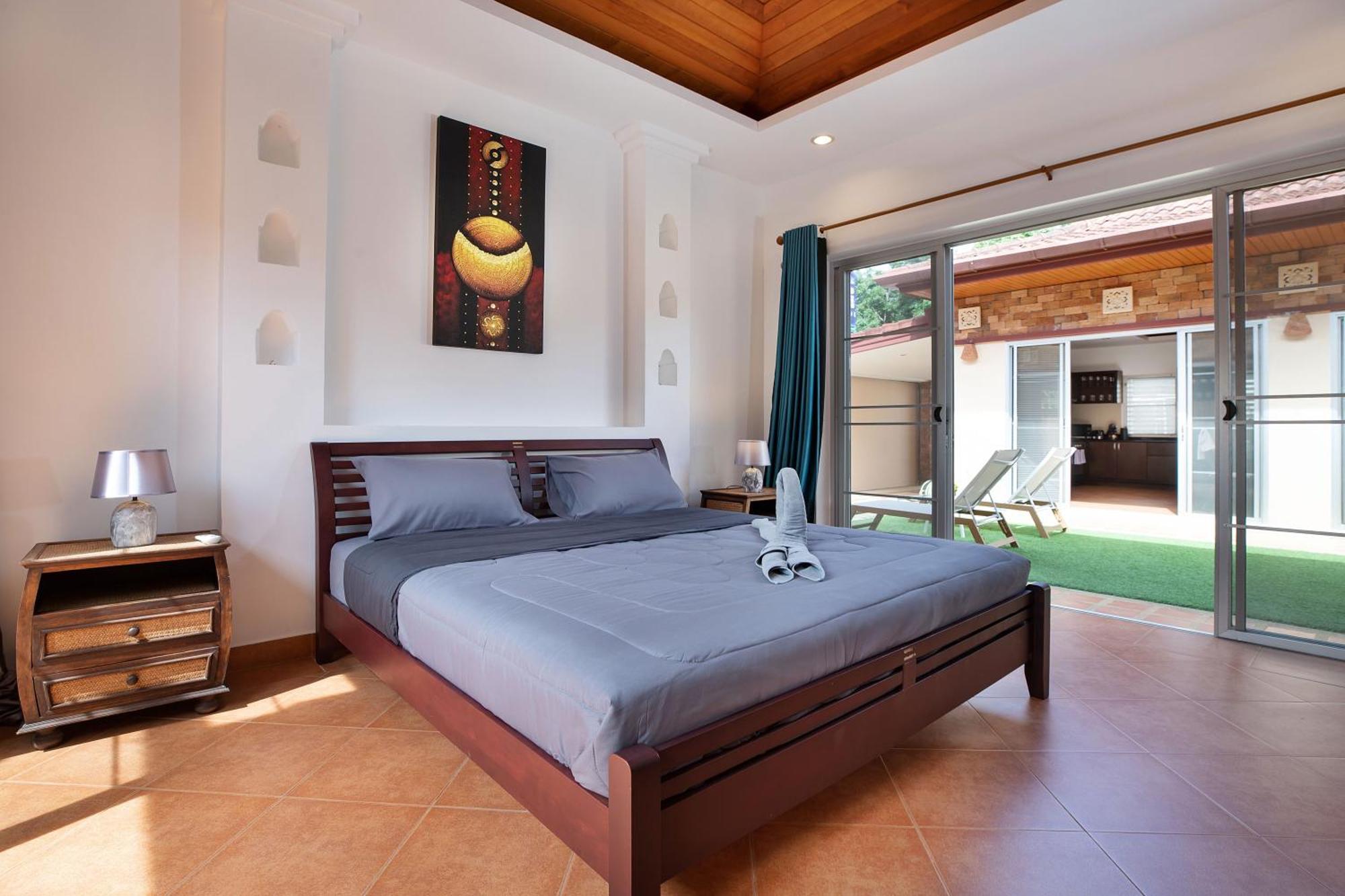 Balinese 3br Pool Freya, Spacious Courtyard, 70 M From Wellbeing & Lifestyle วิลล่า Ban Saiyuan