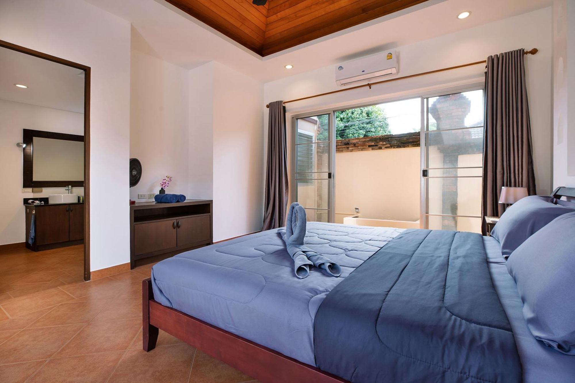 Balinese 3br Pool Freya, Spacious Courtyard, 70 M From Wellbeing & Lifestyle *