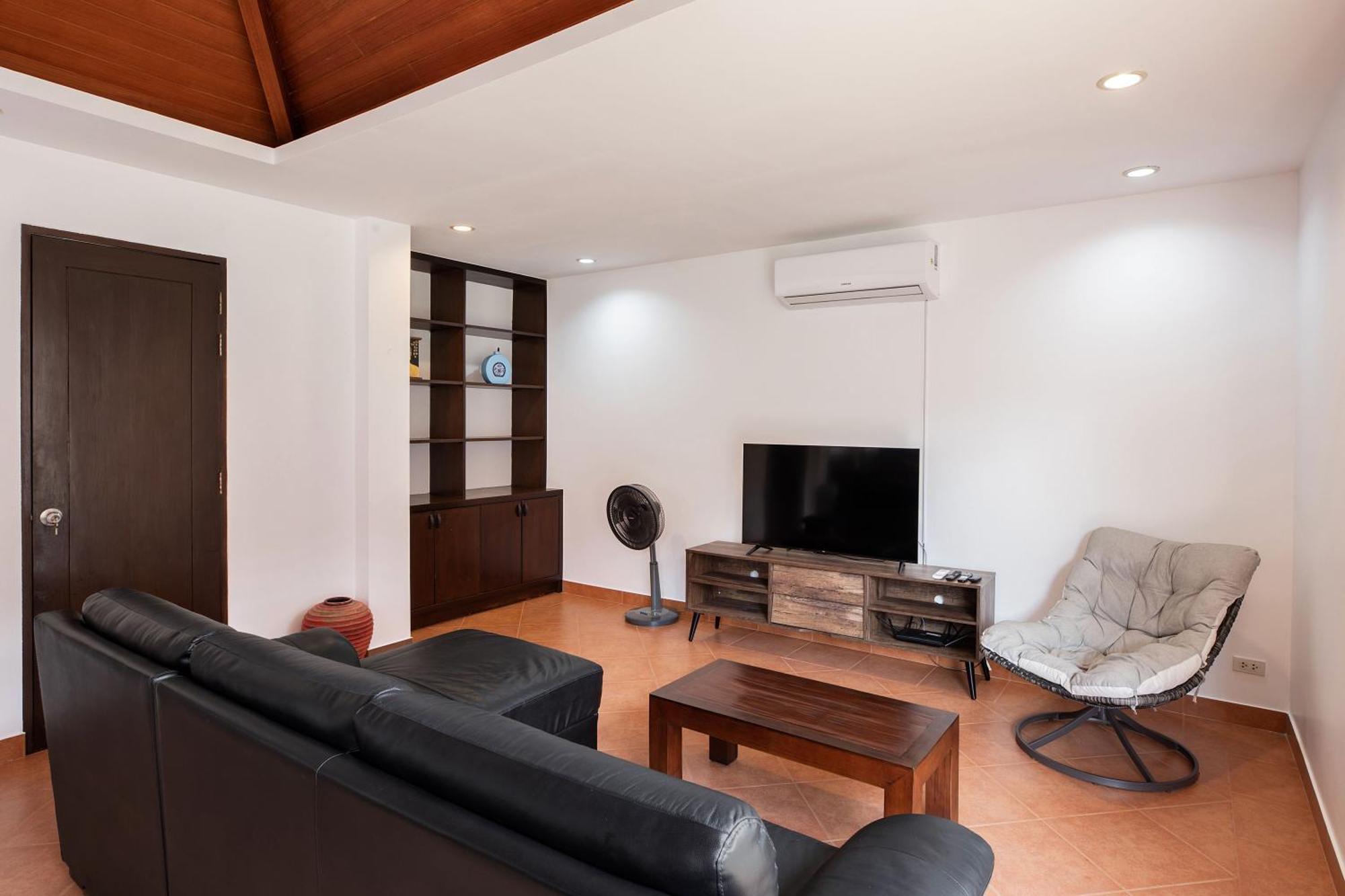 Balinese 3br Pool Freya, Spacious Courtyard, 70 M From Wellbeing & Lifestyle Villa Ban Saiyuan